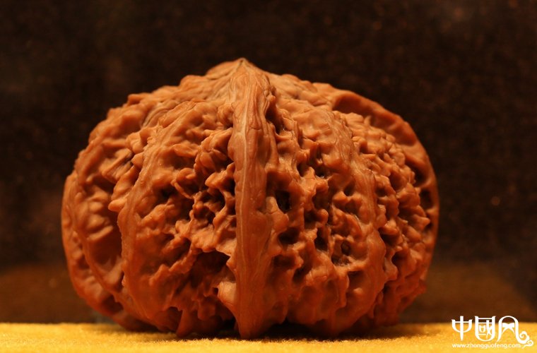 精品四棱滿天星獅子頭核桃(收藏級(jí))