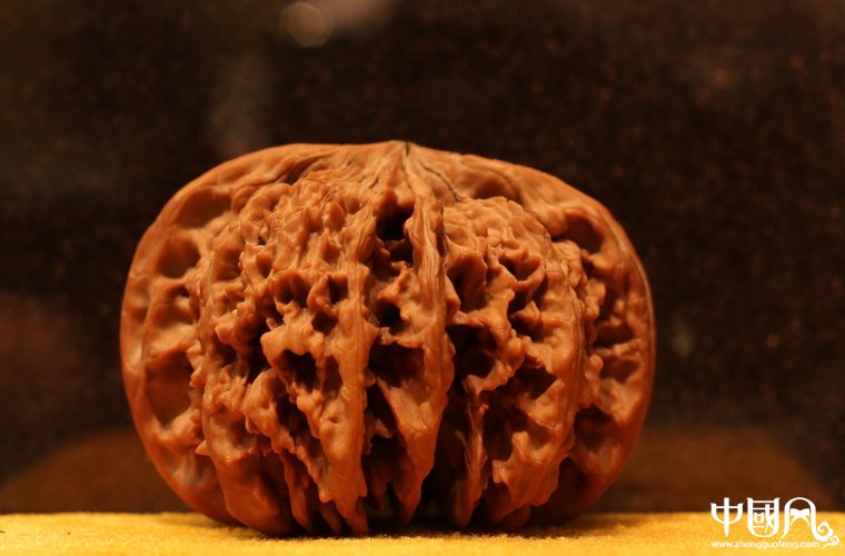 精品四棱滿天星獅子頭核桃(收藏級(jí))