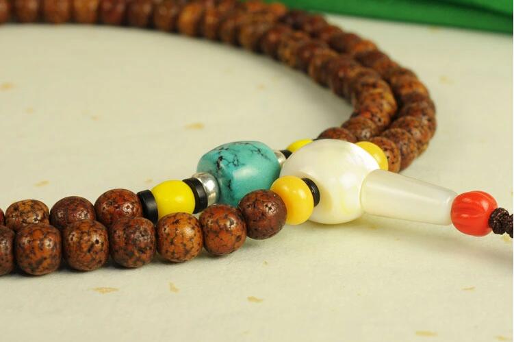 什么是星月菩提？原生態(tài)藏傳爆老星月菩提