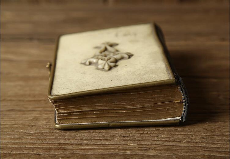 德國(guó)古董唱詩(shī)本古書(shū)收藏