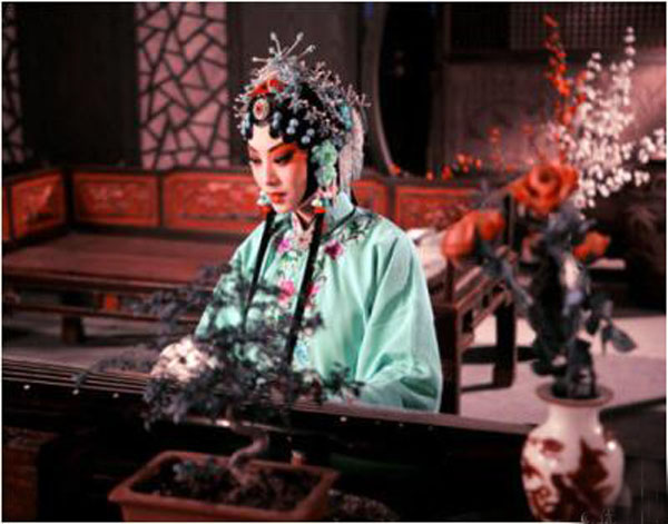 九朝會：雕欄玉砌，亭臺樓閣