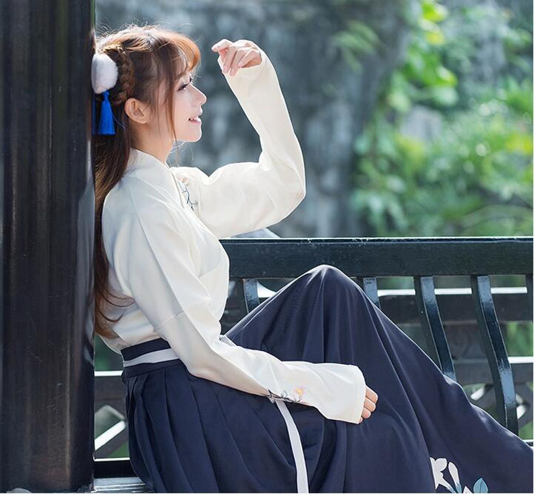 家佳樂文學(xué)女裝改良漢服女古裝
