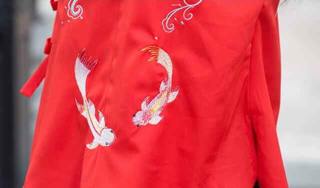 改良家佳樂文學(xué)襖裙刺繡花襦裙古裝圖片