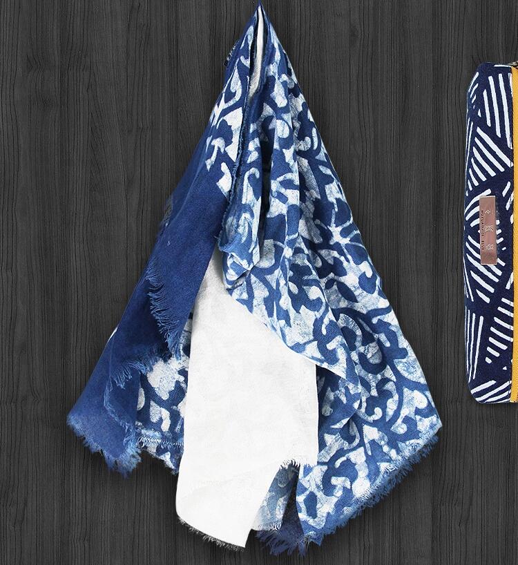 藍(lán)印花布印染寶相花漸變?nèi)緡? src="/wenxue/d/file/bigpic/190404/04/6-1F323153920.jpg" / data-6rty="FWwpQU"><br / data-x3d7="1DBwtC">
	<img alt=