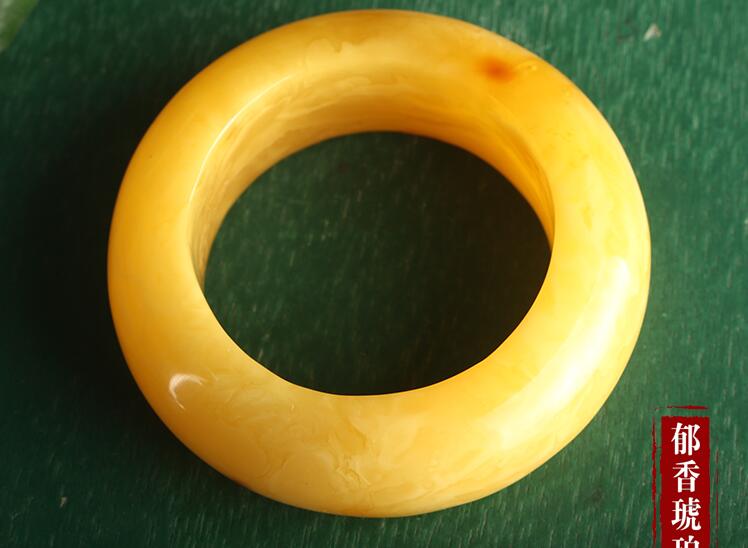 琥珀蜜蠟，百年收藏！