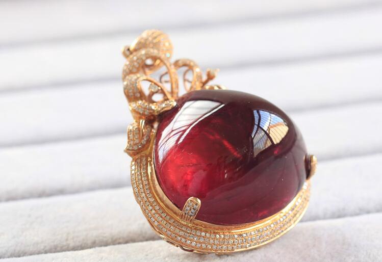 水晶，女生最好的裝飾品！