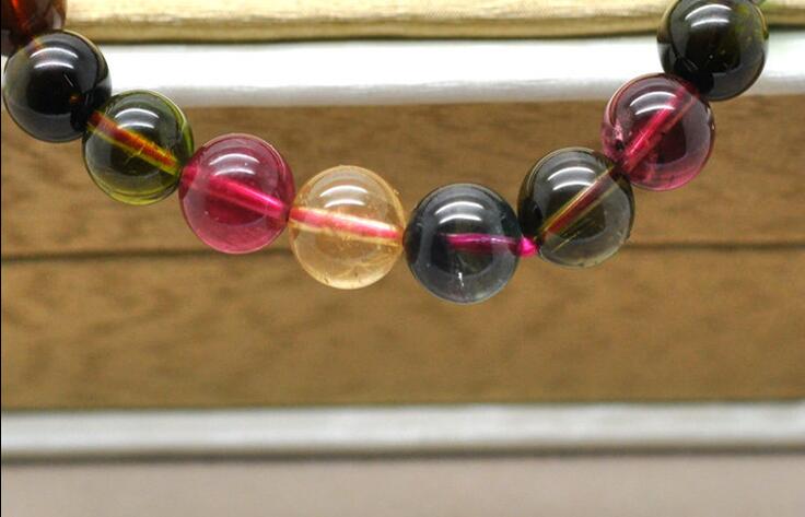 水晶，女生最好的裝飾品?。ㄈ? src="/wenxue/d/file/bigpic/190404/04/7-1F22Q15952-50.jpg" / data-XR4x="uFLP6Q"></p>
<p style="text-align: center;" data-ybIO="mTXsCY">
	<img alt=