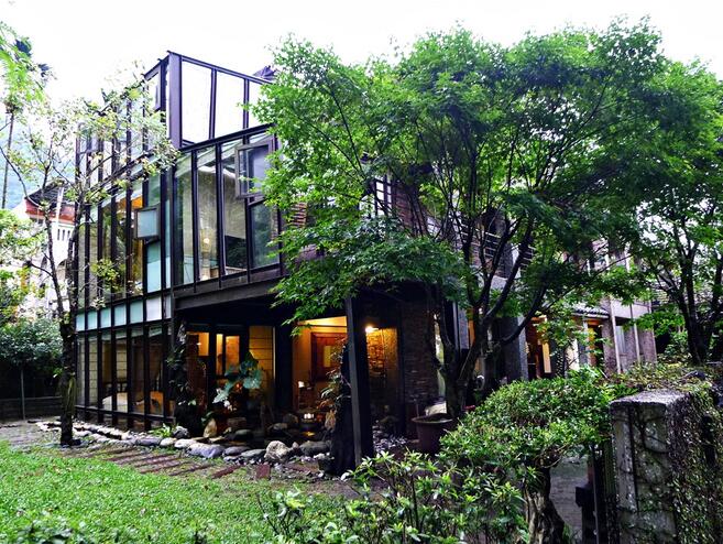 花蓮回音谷森林，民宿玻璃房民宿