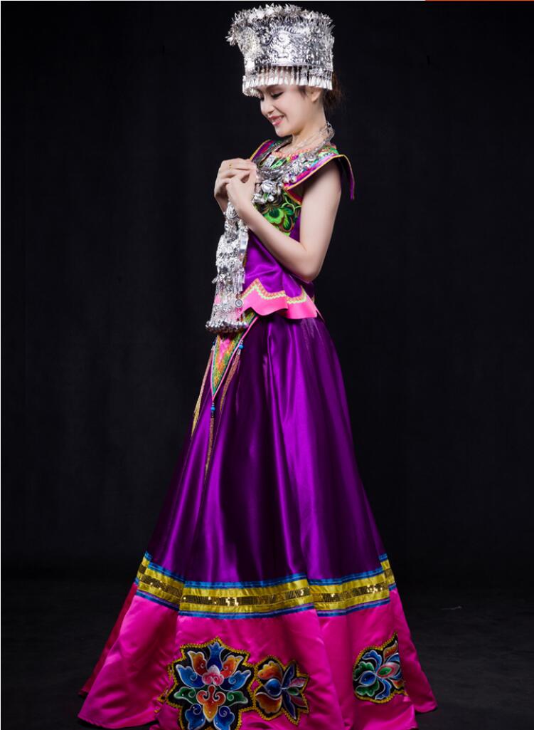 民族風舞蹈服裝圖片苗族服飾