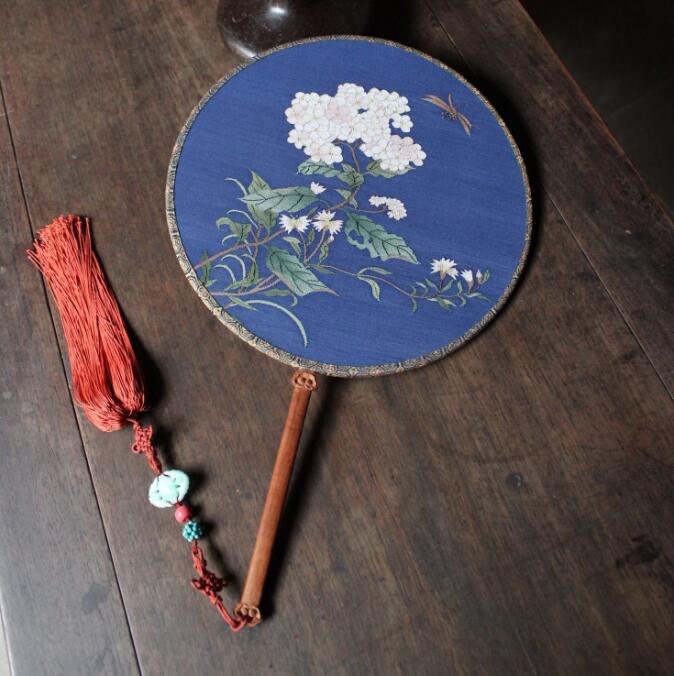 家佳樂文學(xué)藍(lán)底繡球花緙絲團(tuán)扇