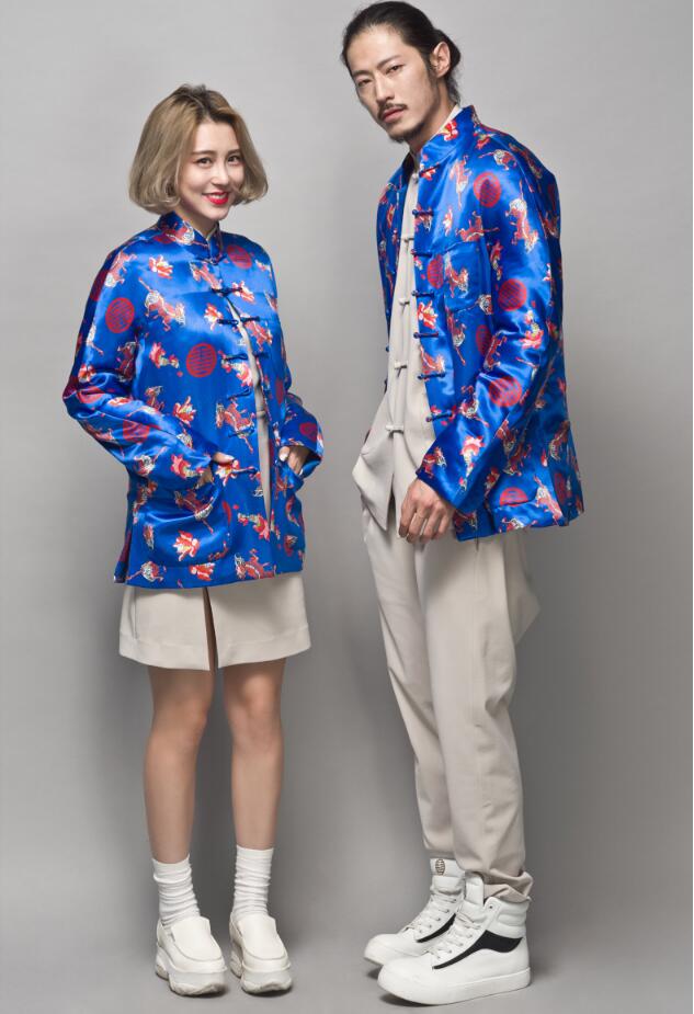 家佳樂文學(xué)麒麟印花盤扣唐裝圖片