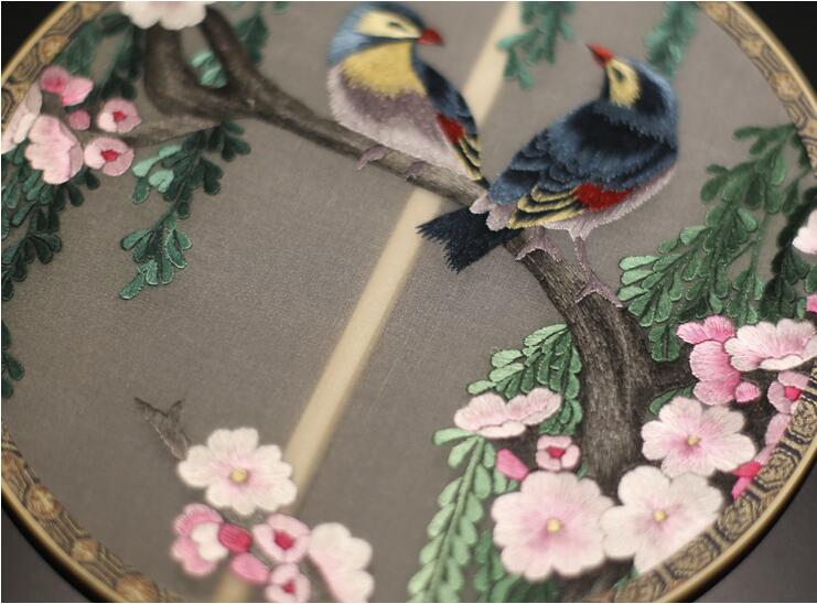 家佳樂文學手工刺繡真絲團扇