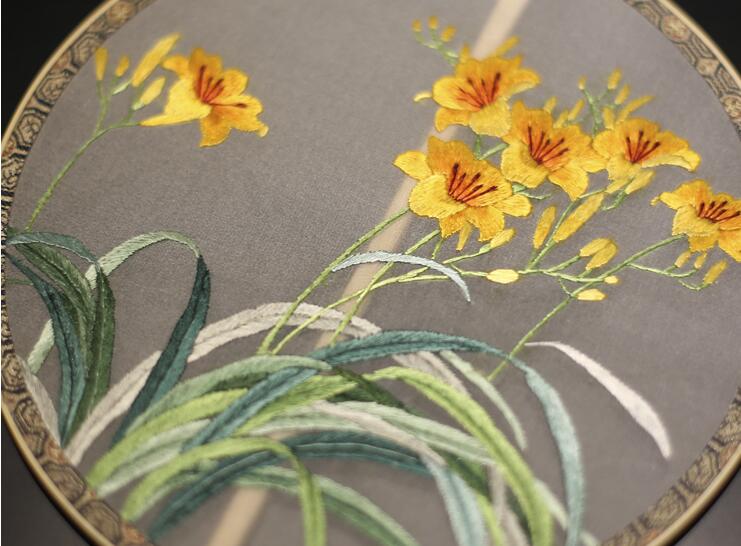 家佳樂文學手工刺繡真絲團扇