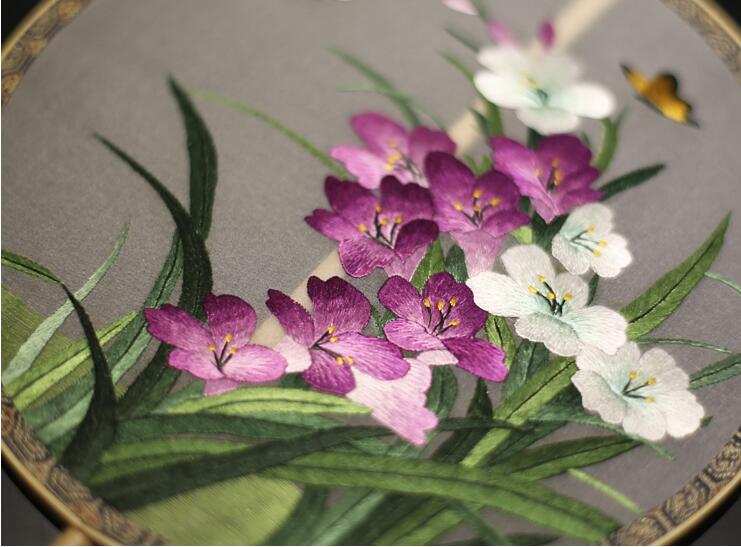 家佳樂文學(xué)刺繡真絲團(tuán)扇