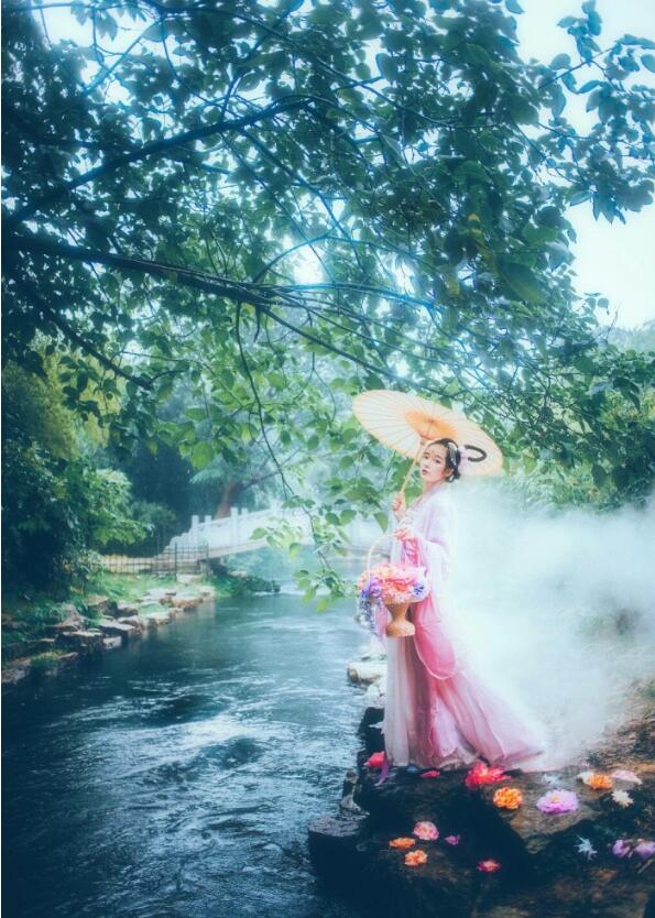 徐嬌漢服古裝圖片，家佳樂(lè)文學(xué)圖片