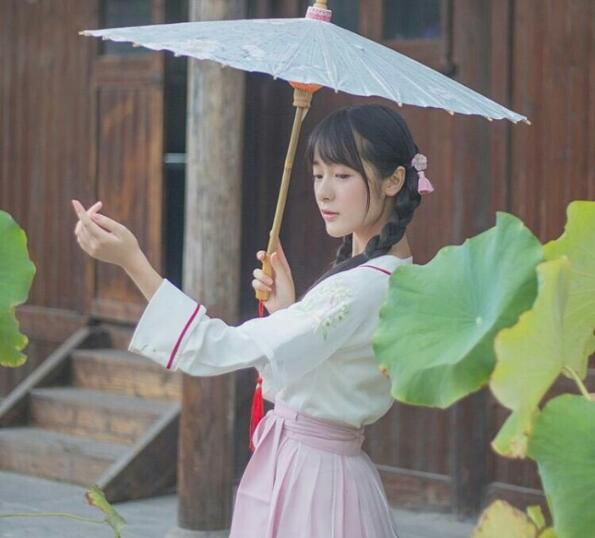 徐嬌漢服古裝圖片，家佳樂(lè)文學(xué)圖片