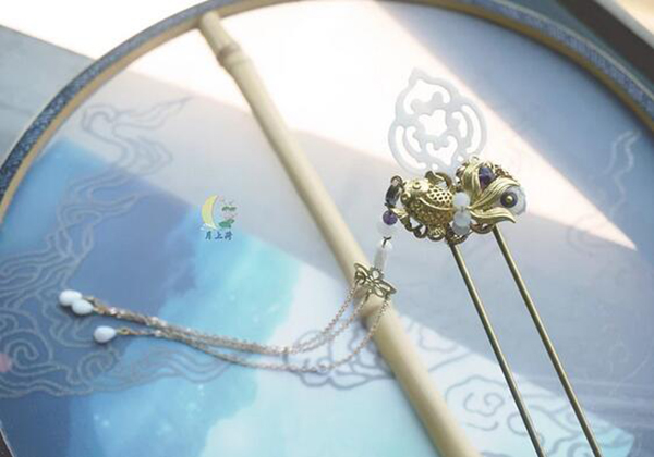 漢服配飾黃銅發(fā)釵貝殼金魚流蘇古風(fēng)頭飾簪子