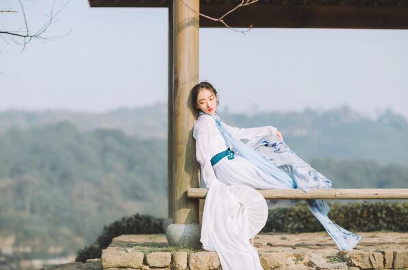 古裝女子人像攝影，白衣女子攝影照片