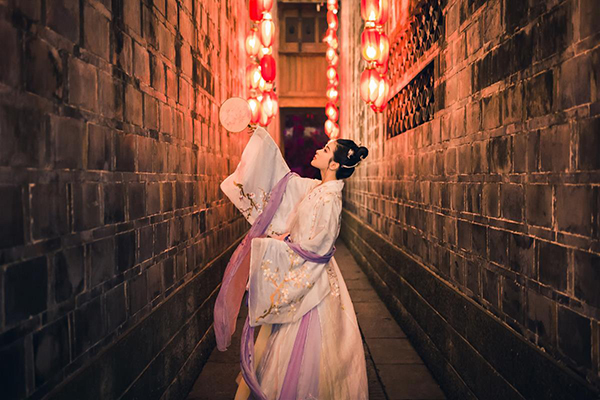 古裝攝影照片，女子古裝照