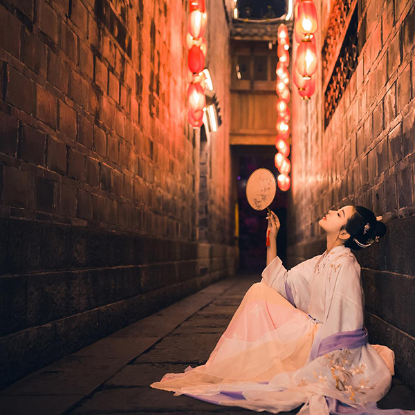 古裝攝影照片，女子古裝照