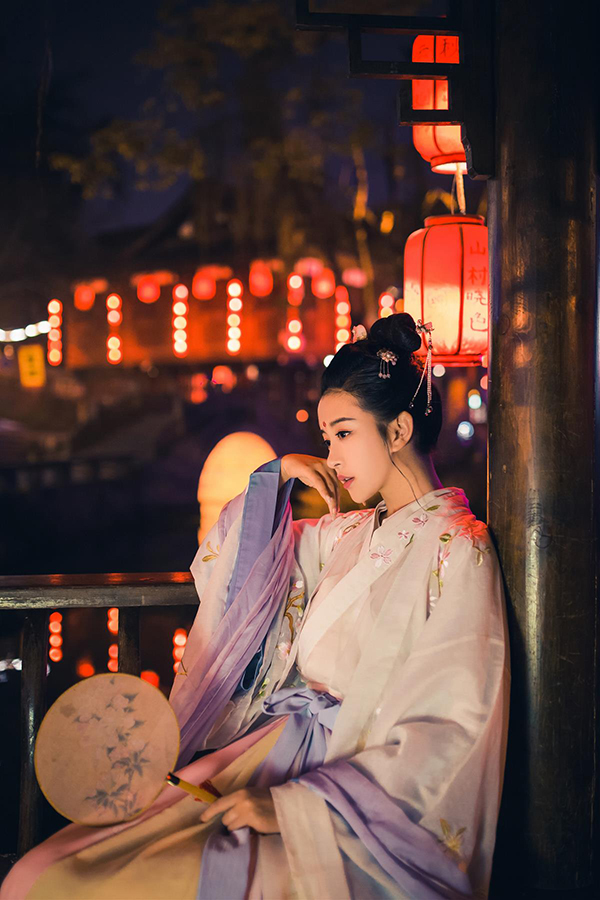 古裝攝影照片，女子古裝照