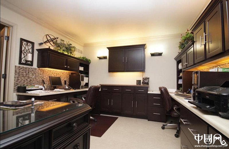 書(shū)房家具風(fēng)水?dāng)[放