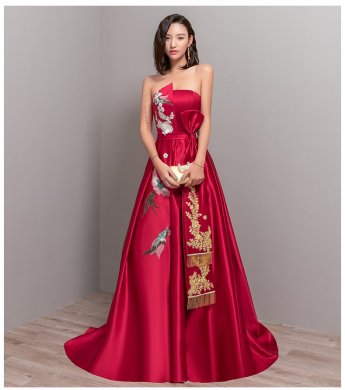 典雅家佳樂文學(xué)喜鵲刺繡中式晚禮服