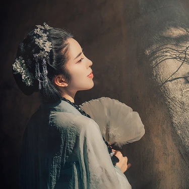 素雅笠紗女生頭像，唯美古風(fēng)真人頭像