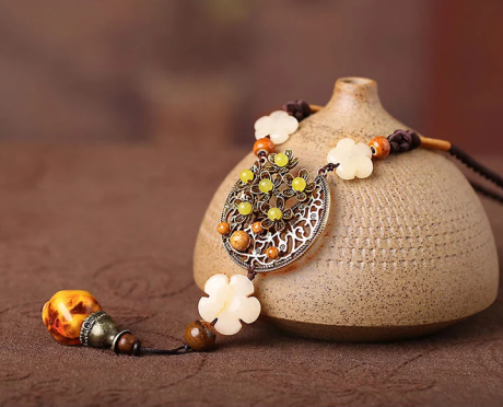 時尚民族風(fēng)東陵玉裝飾毛衣鏈項鏈?zhǔn)罪? / data-I9Nt=