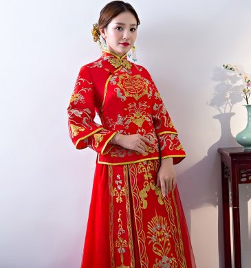 傳統(tǒng)韻味中式禮服，唯美秀禾服新娘禮服