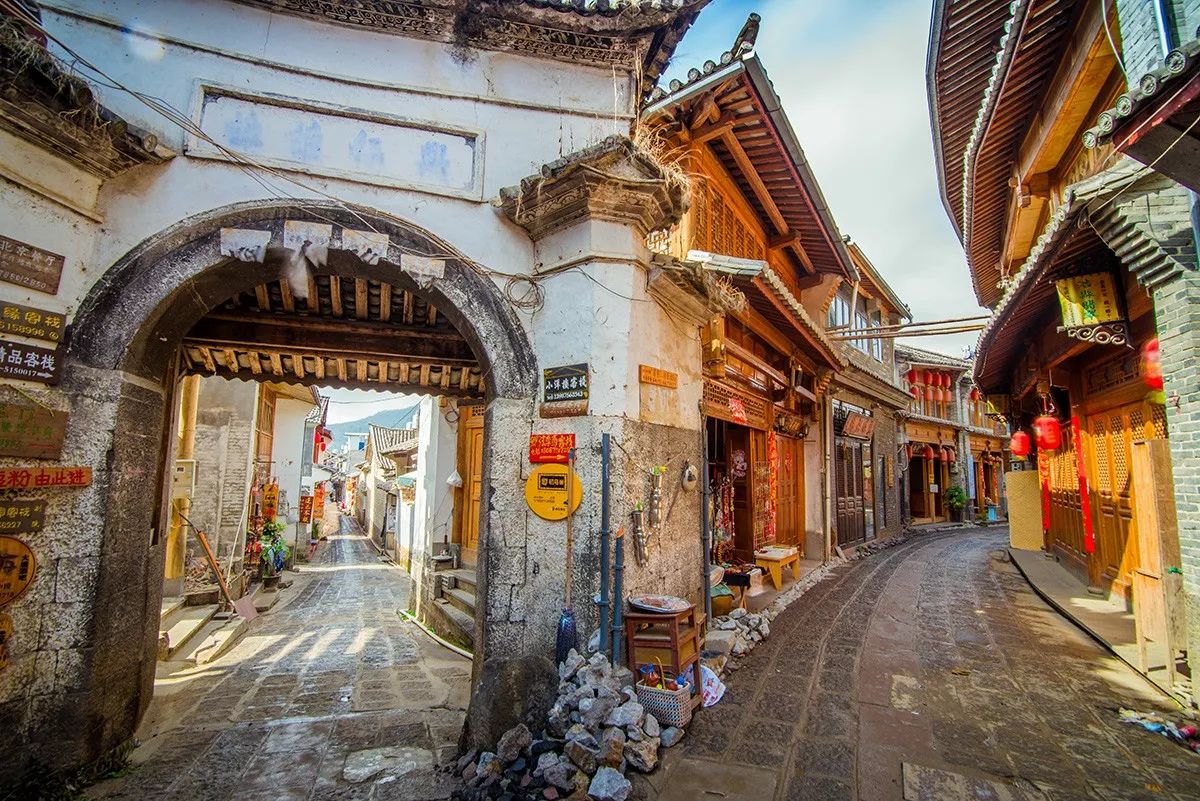 漫宿·見(jiàn)山，在古鎮(zhèn)享受寧?kù)o而恬淡的時(shí)光