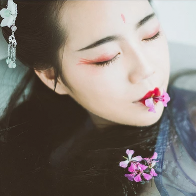 金魚(yú)妖艷的女子頭像，唯美古風(fēng)真人頭像