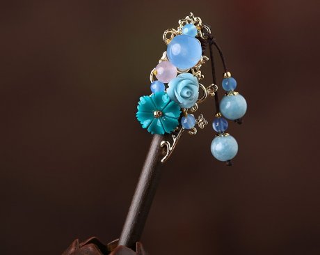 婉繡藍馨發(fā)簪，精致古典藍色頭飾