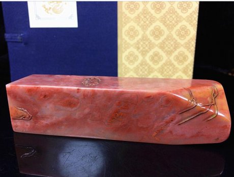 雞血石印章，人世間祥瑞之物