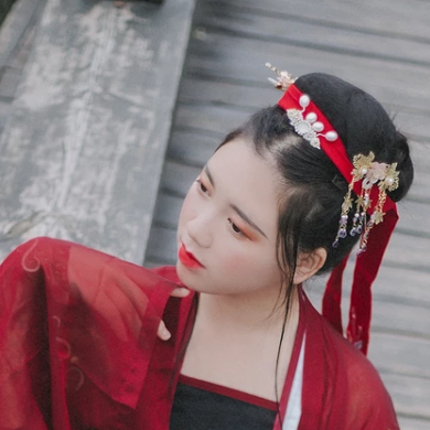 紅衣少女頭像，唯美古風女子真人頭像