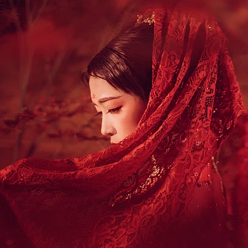朱紅嬌艷女生頭像，唯美古風(fēng)真人頭像