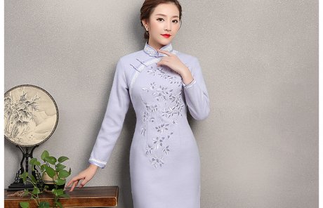 紫色繁花旗袍，復(fù)古刺繡旗袍裙