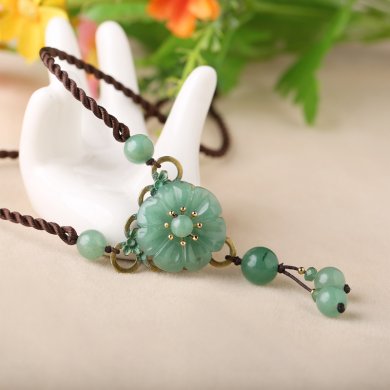 翠旋碧菱項鏈:清新自然的古風(fēng)首飾