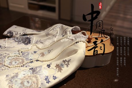 家佳樂(lè)文學(xué)復(fù)古斜襟寬松刺繡日常旗袍上衣