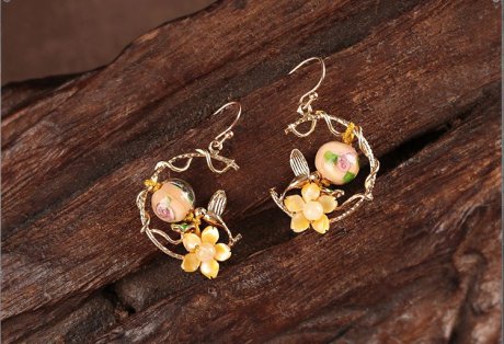 華貴典雅閃閃耳環(huán)，清新淡黃花朵耳環(huán)首飾