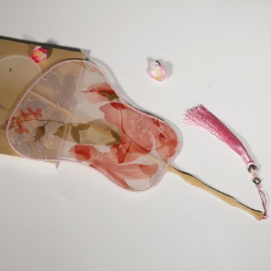 粉色清新團(tuán)扇，家佳樂文學(xué)文藝古風(fēng)古典扇子