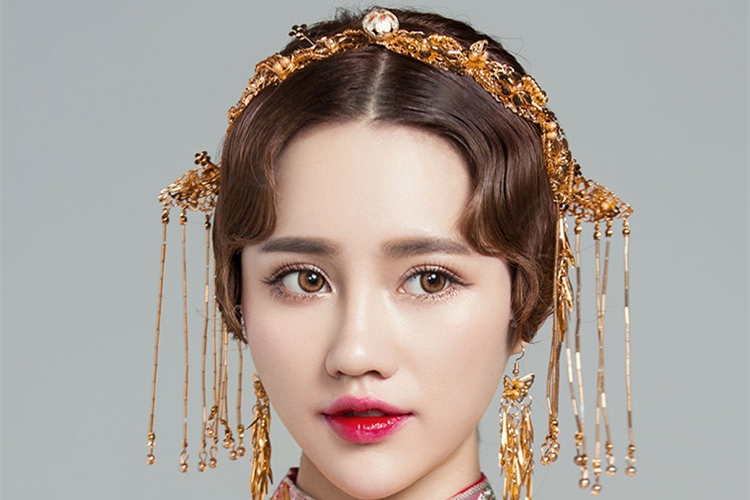 金色四件套古裝頭飾，古典韻味發(fā)飾