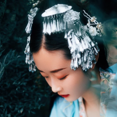 家佳樂文學清新花朵唯美古風女子頭像