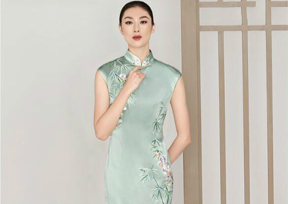 家佳樂文學(xué)刺繡梅花宴會(huì)禮服中式禮服