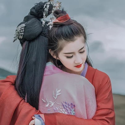 草原喝酒閨蜜頭像，唯美古風(fēng)真人頭像