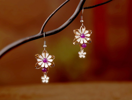 精致復古的小香風手工耳環(huán)