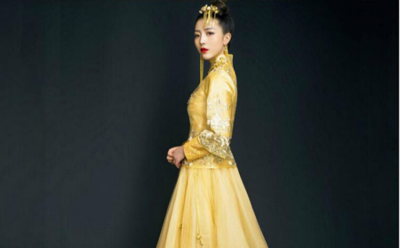 家佳樂文學(xué)刺繡嫁衣中式禮服圖片