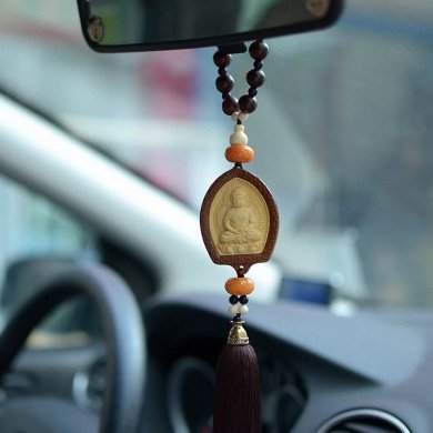 車內(nèi)擺放觀音佛像好不好？擺在尊位為佳