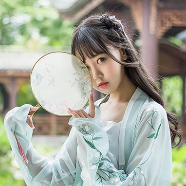 杜若花枝帶和團(tuán)扇傘女生頭像，唯美古風(fēng)頭像