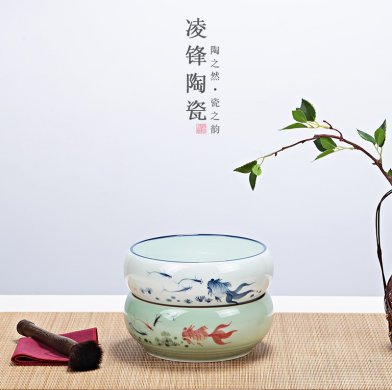 細柔堅致的天青陶瓷水盂